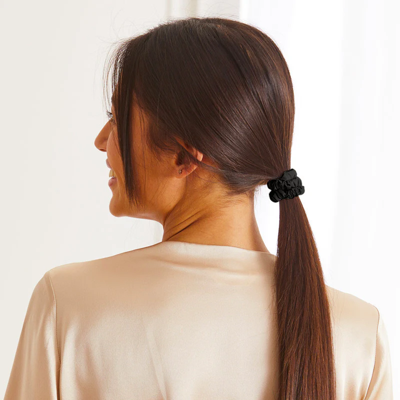 Chouchou fin en soie – Image 3