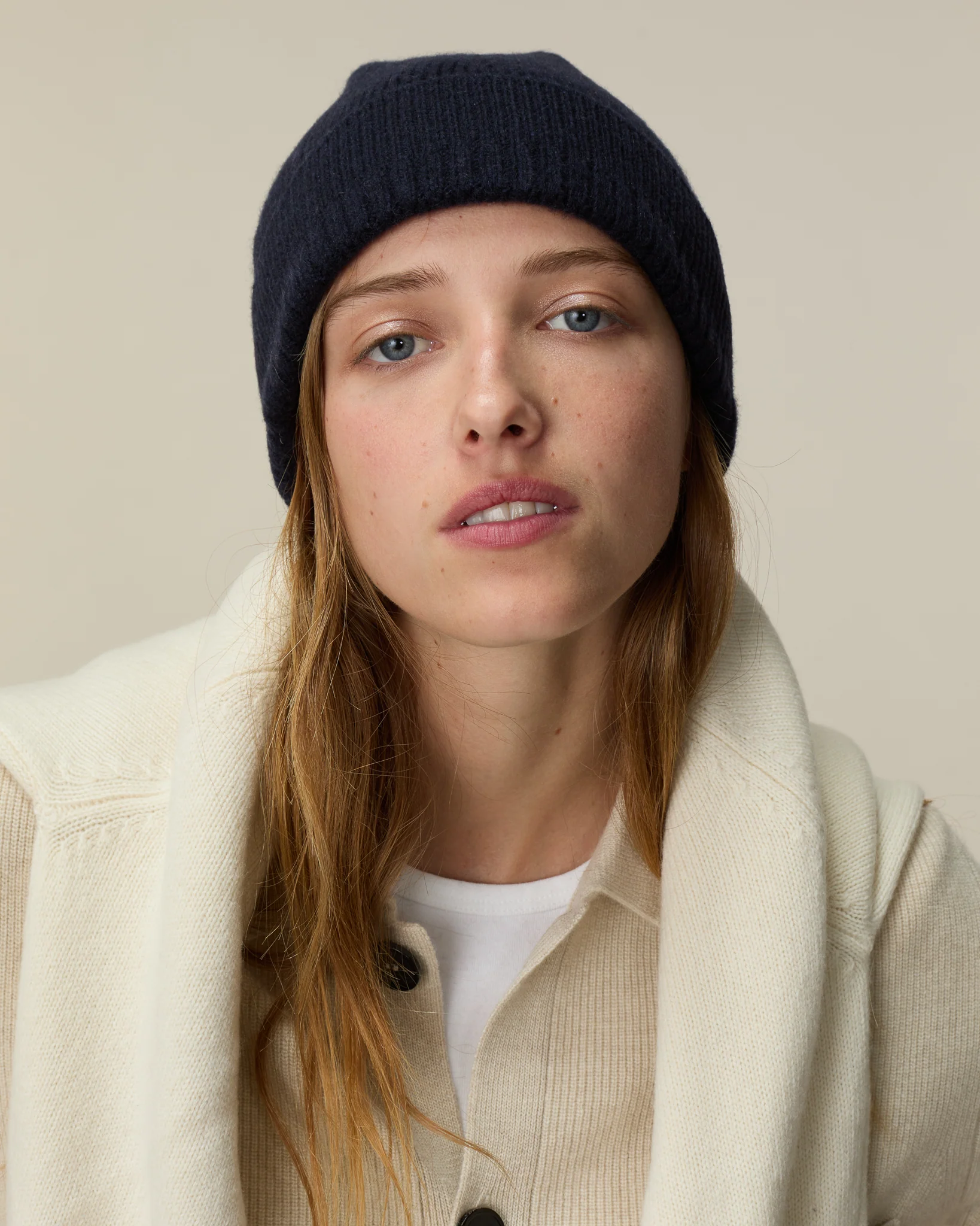 Women's Navy Cashmere hat