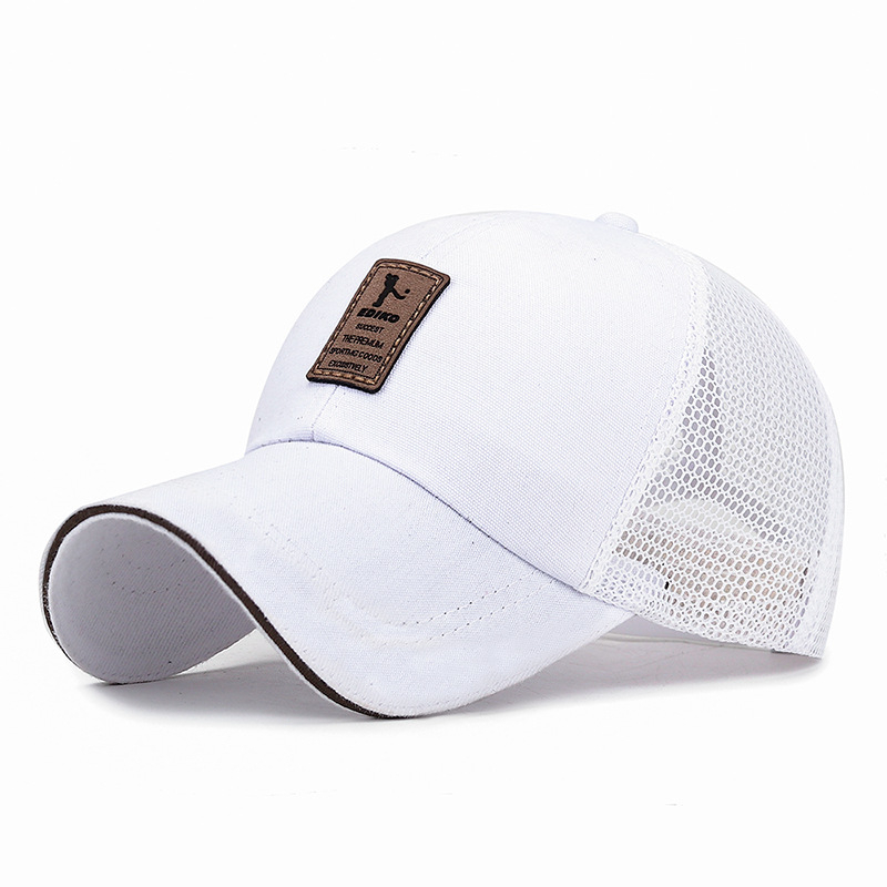 Casquette avec rectangle en cuir et maille respirante – Image 2