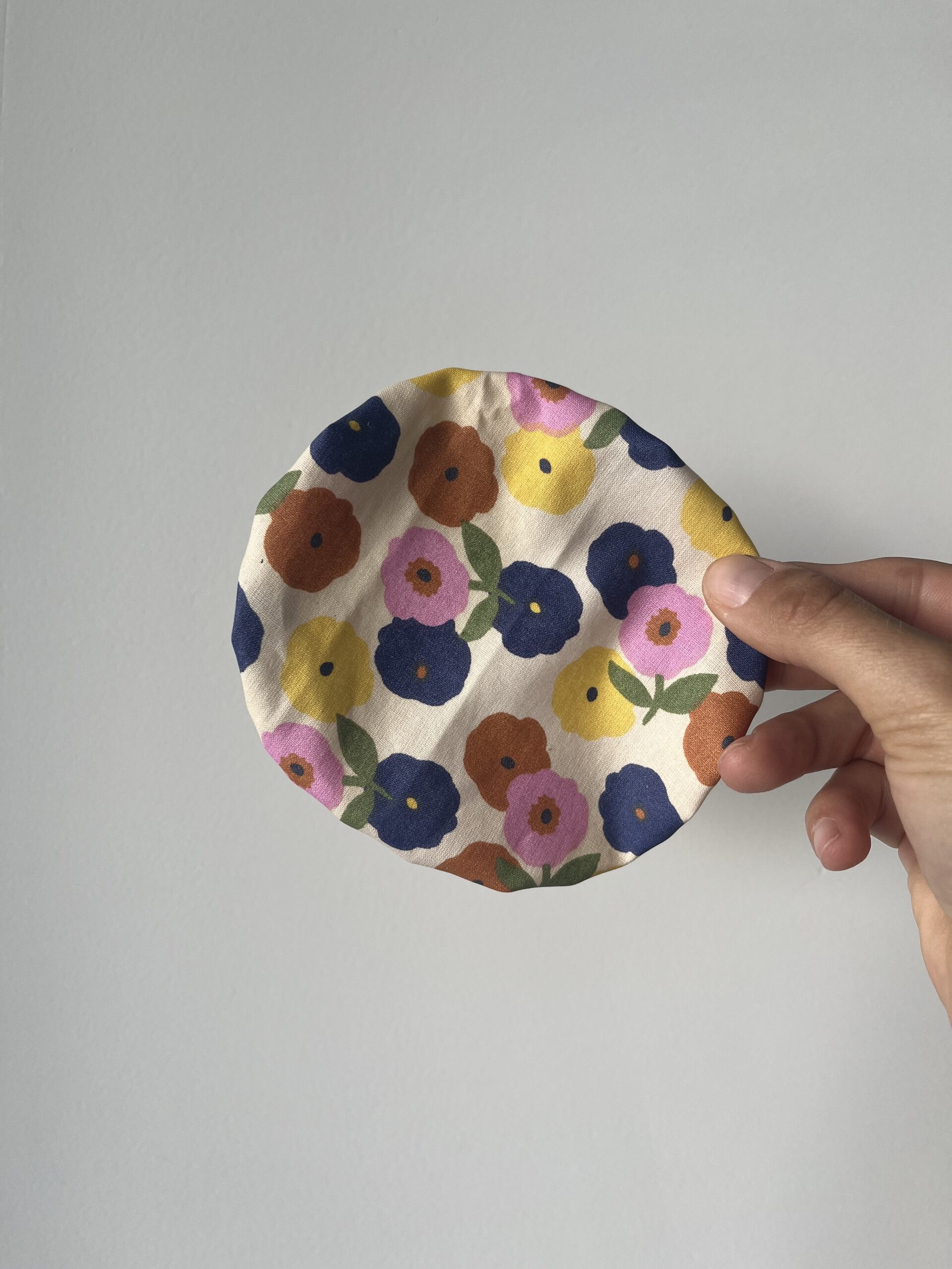 Charlotte à plat ronde – Mini couvre bol