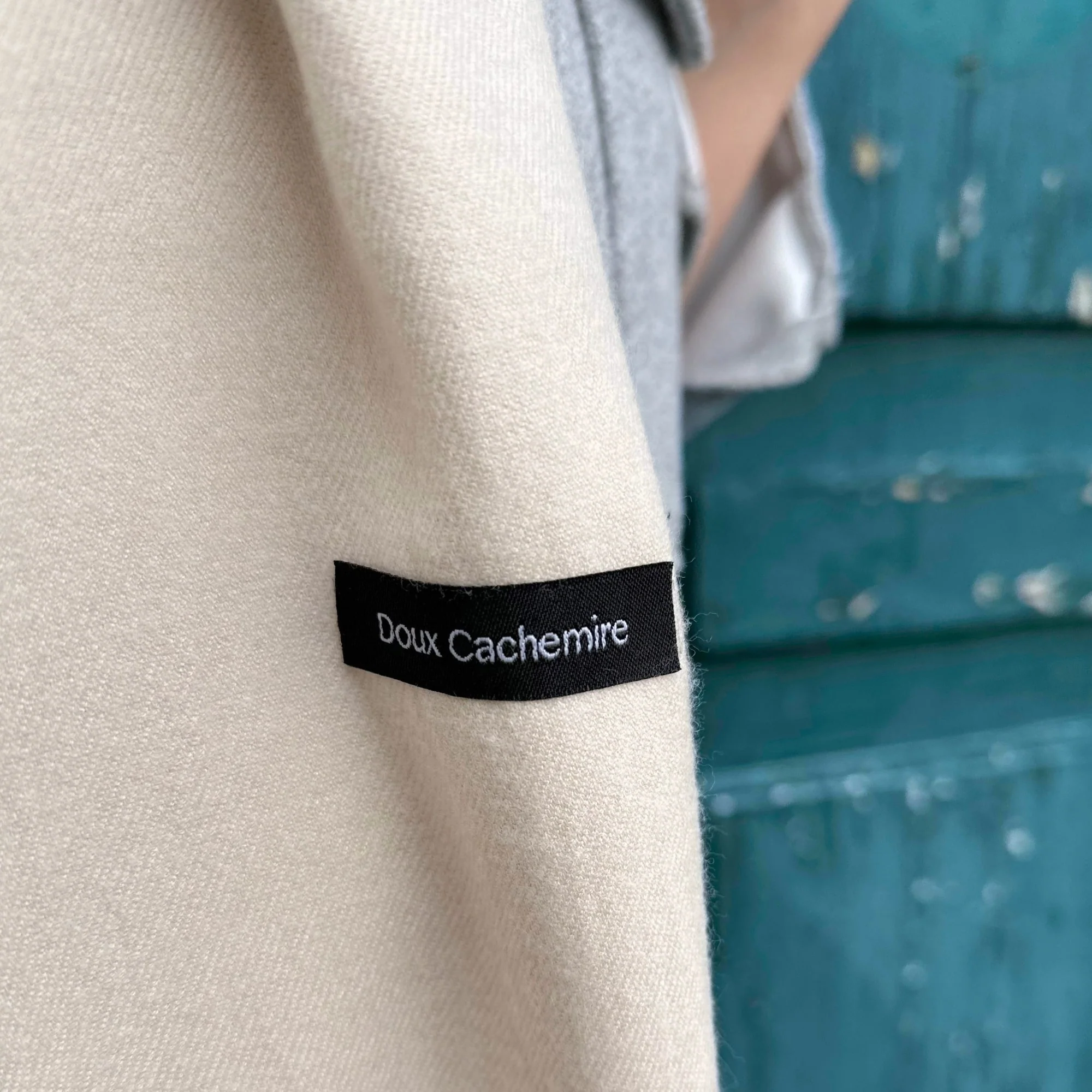 Écharpe Cachemire Beige – Image 5