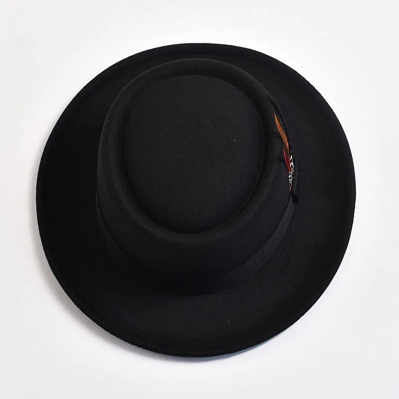 Chapeau Juif Vintage à bord Roulé avec Plume – Image 2