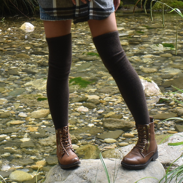 Chaussettes longues en duvet de yack – Image 2