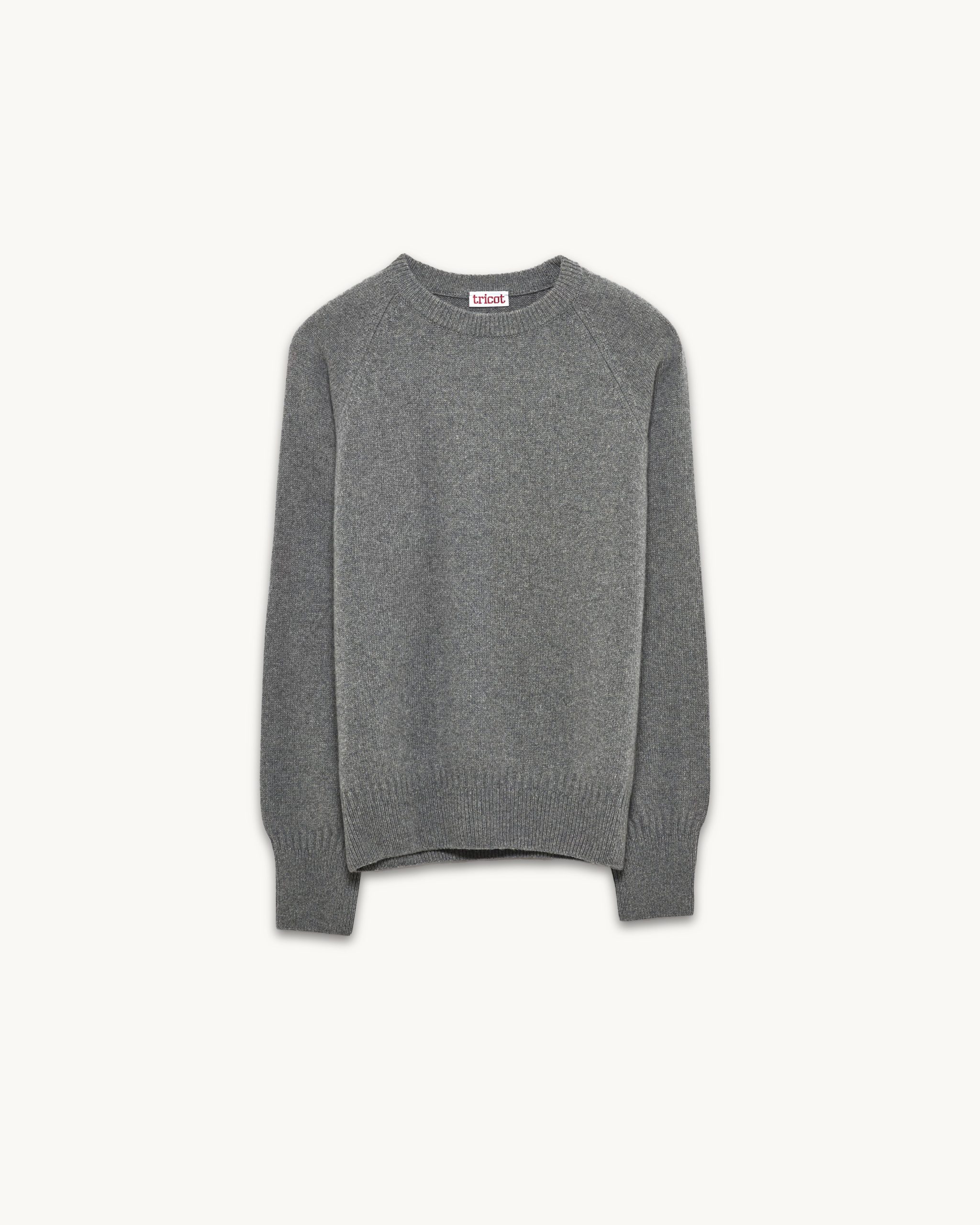 Women's cashmere crewneck sweater in Gray – Image 4