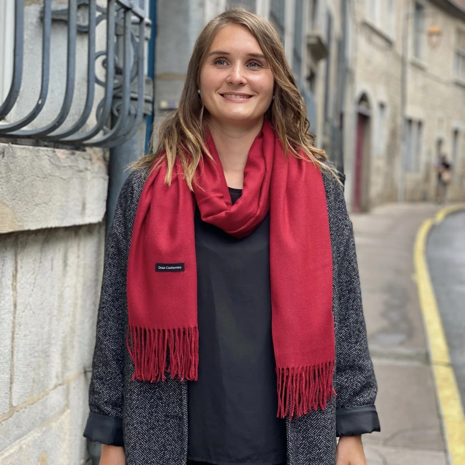 Écharpe Cachemire Bordeaux – Image 2