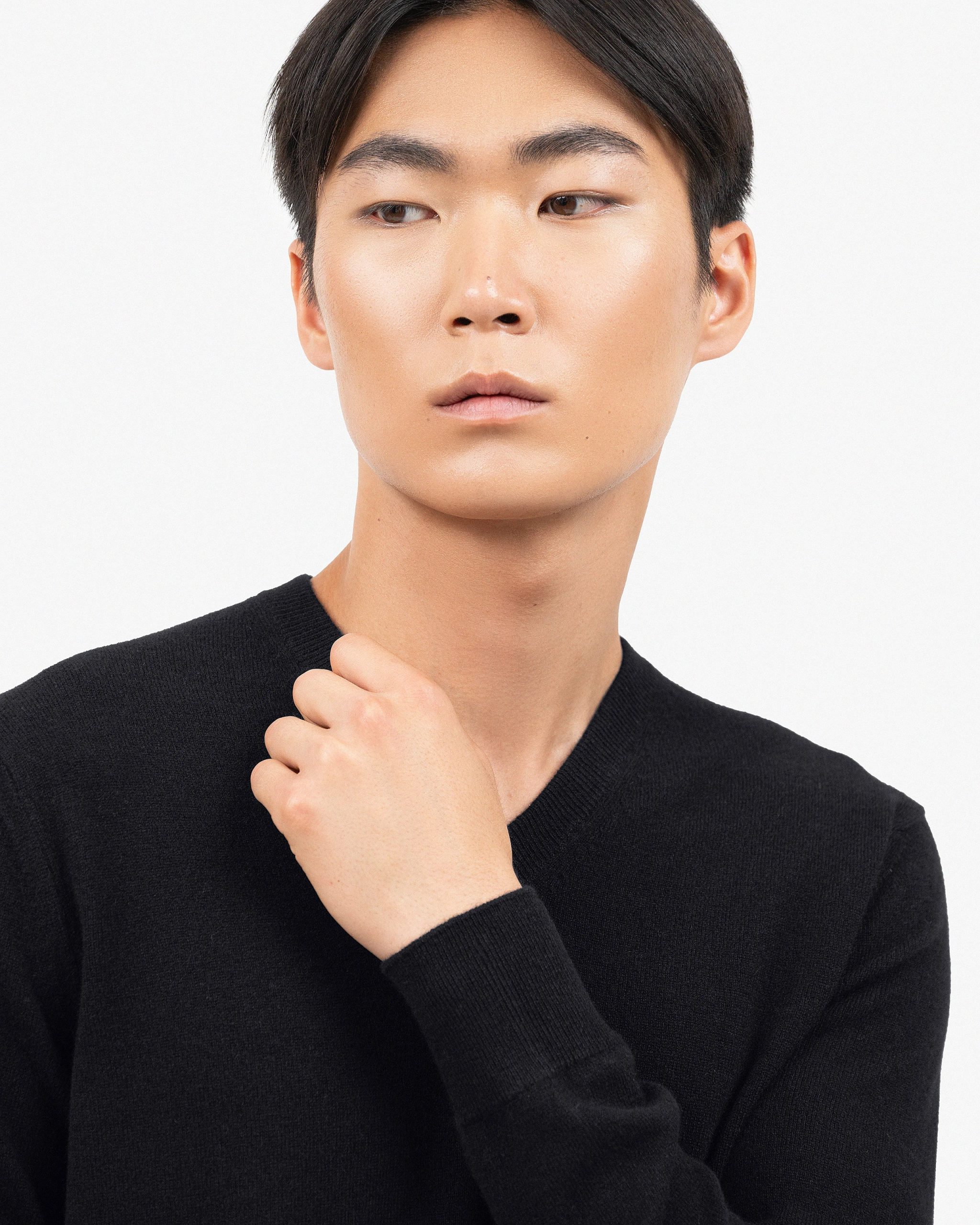 Men's Classic V-Neck Sweater - Black – Image 2