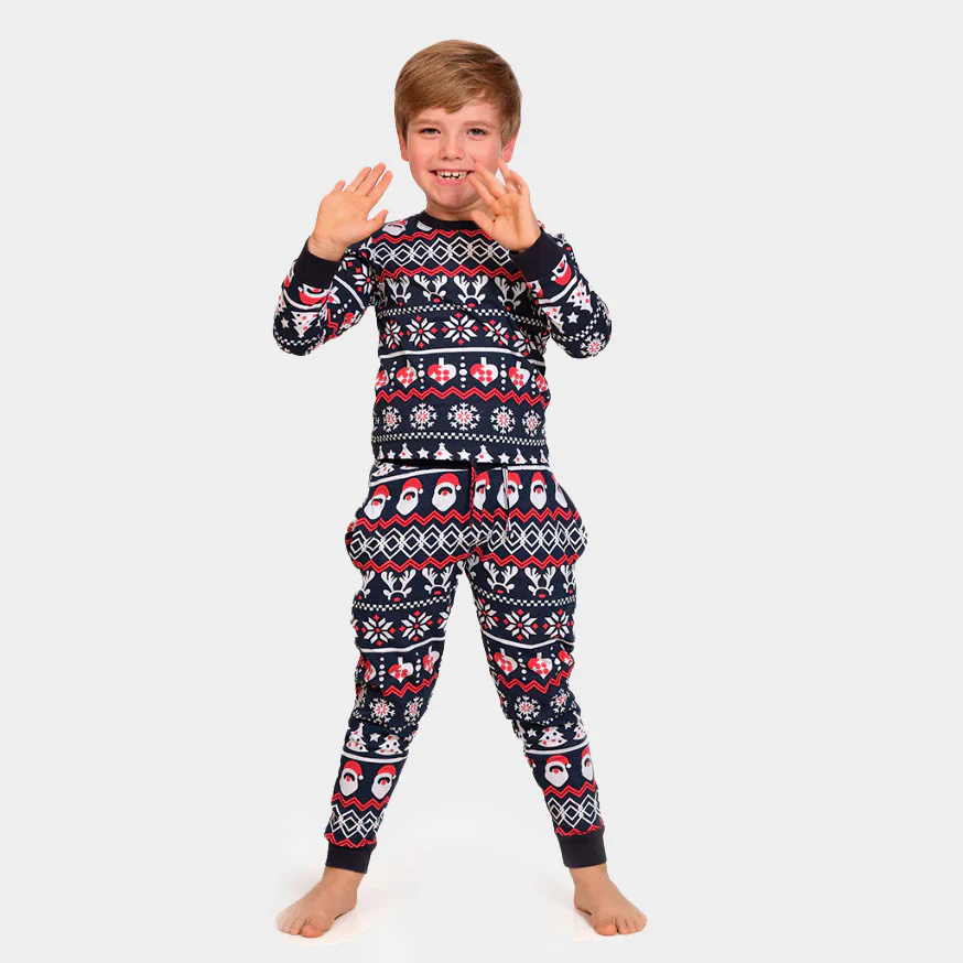 Pyjama de Noël Familial Bleu avec Père Noël, Sapins et Cœurs – Image 2
