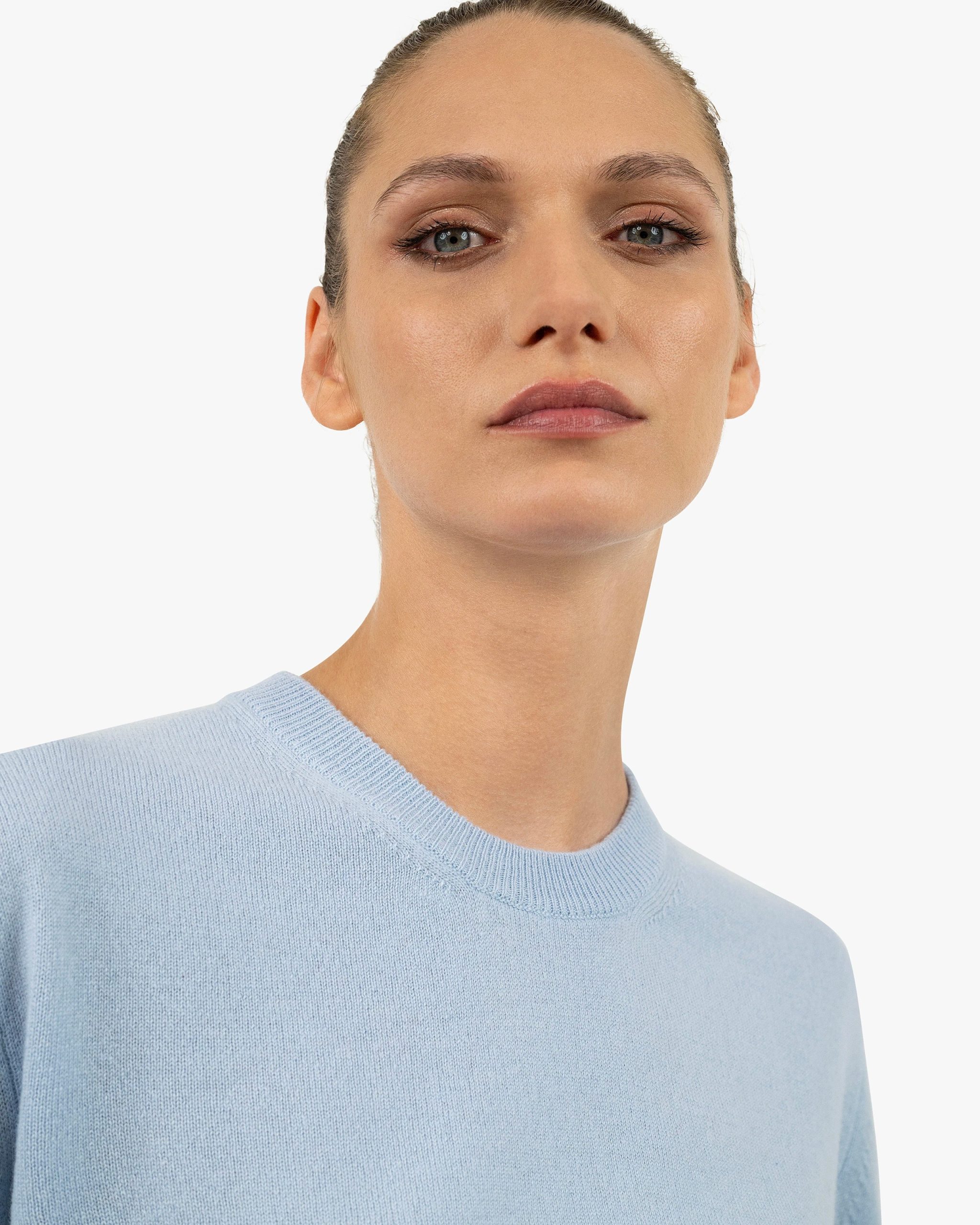Essential Boyfriend Sweater - Light Blue – Image 2