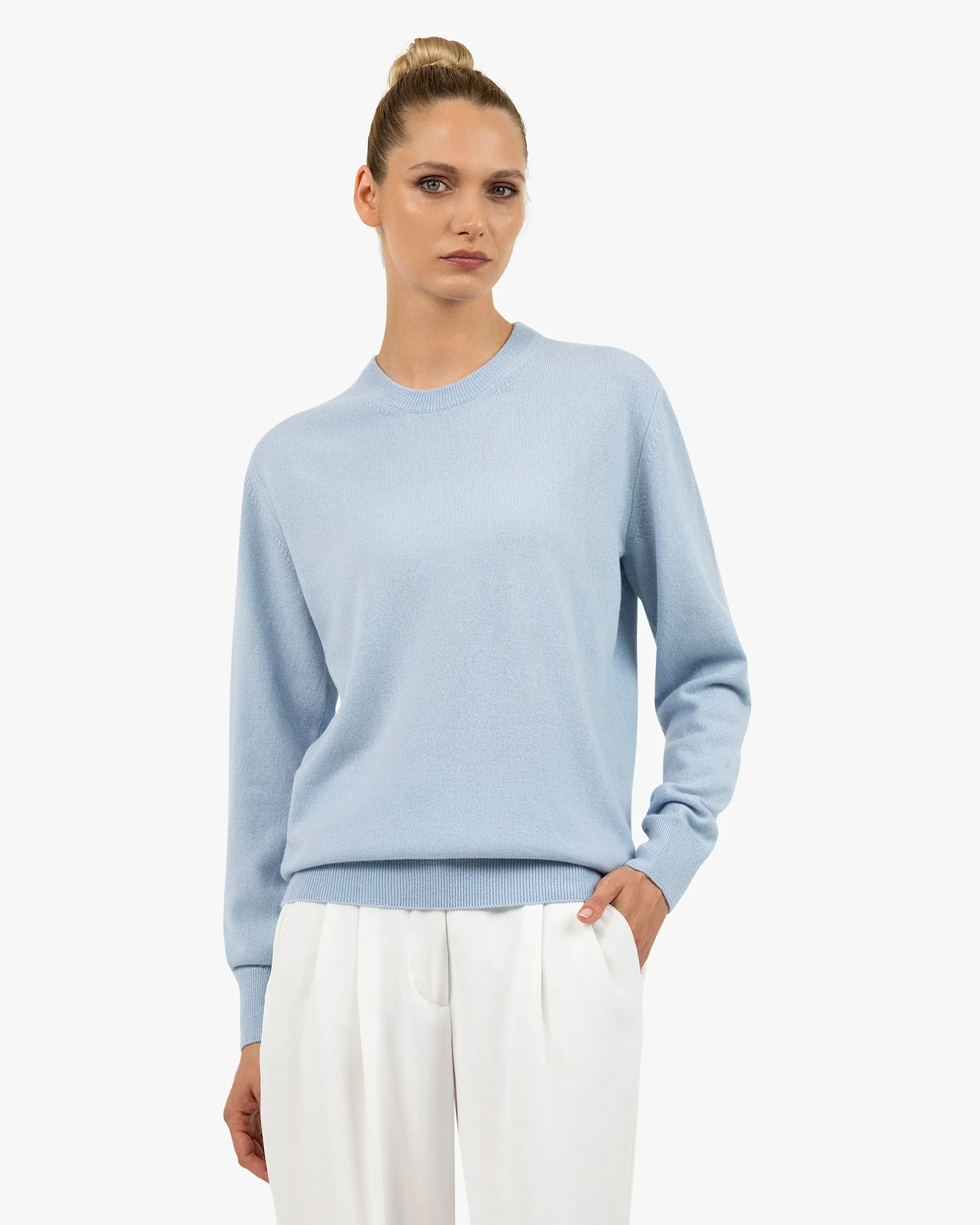 Essential Boyfriend Sweater - Light Blue – Image 3